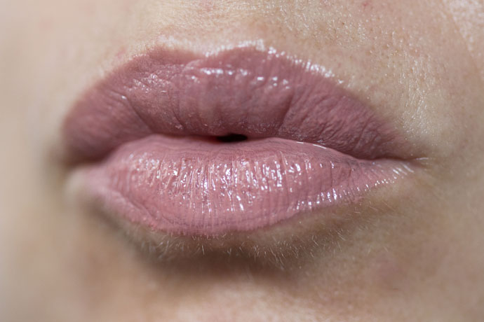 Sisley Phyto Lip Twist Tinted Balm 11 Litchi on Lips