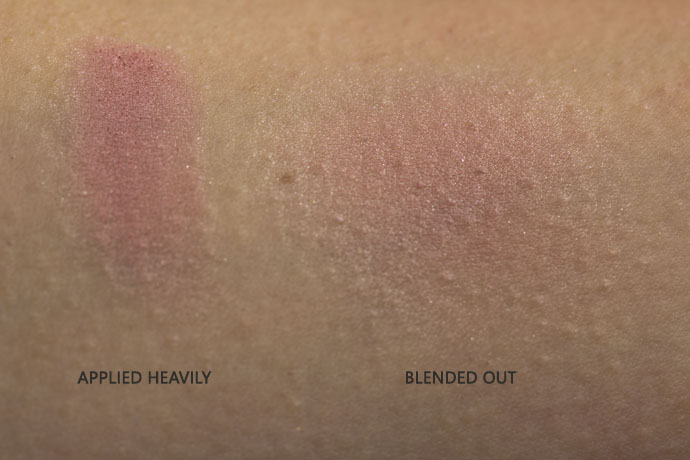 Glō Minerals | Blush (swatches)