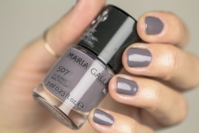 Maria Galland | Le Maquillage La Parisienne Le Vernis in 56 Taupe Chic (swatch)