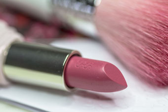 Guerlain | KissKiss Lipstick 564 Pearly Pink