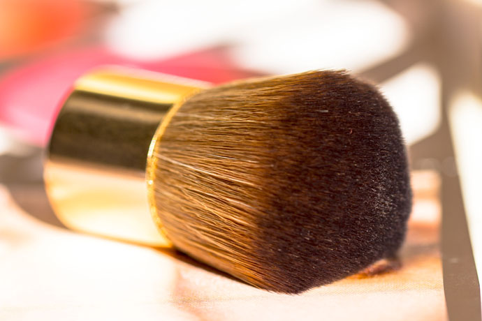 Sisley | Mini Kabuki Brush (detail)